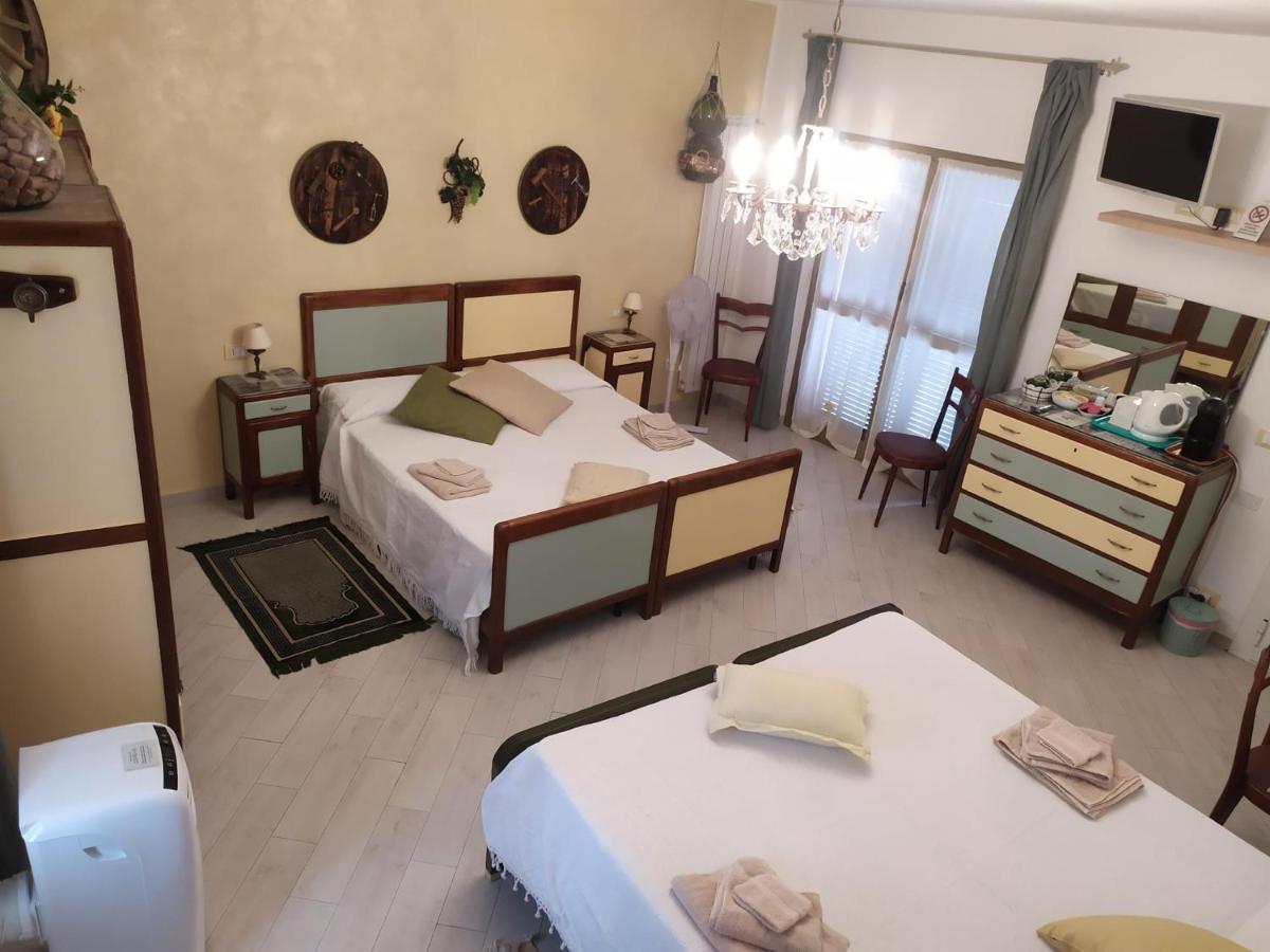 La Terra Di Mingo Bed & Breakfast Vado Ligure Luaran gambar