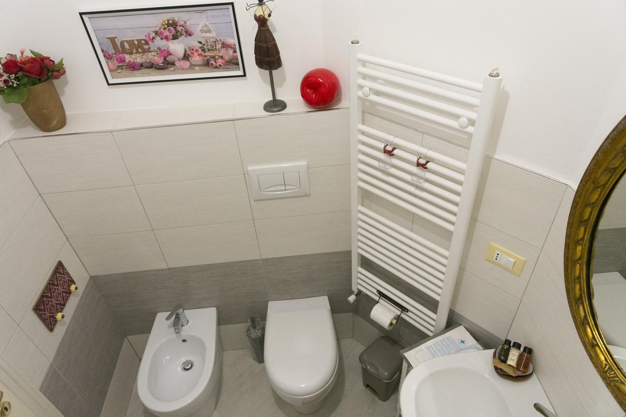 La Terra Di Mingo Bed & Breakfast Vado Ligure Luaran gambar