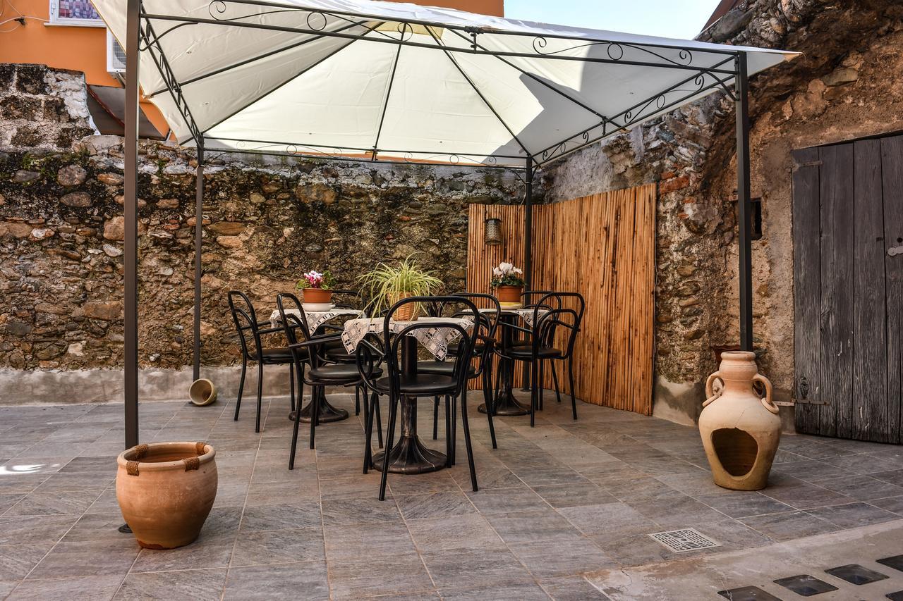 La Terra Di Mingo Bed & Breakfast Vado Ligure Luaran gambar